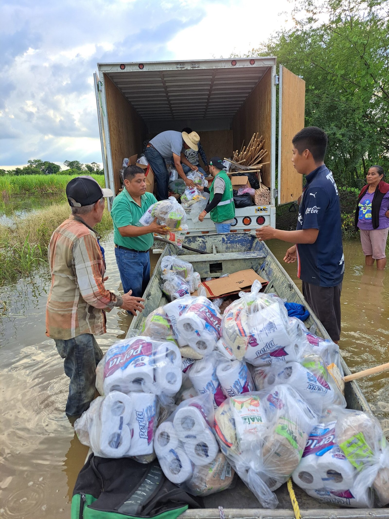 MUNICIPIOS AFECTADOS POR LAS LLUVIAS RECIBEN APOYOS