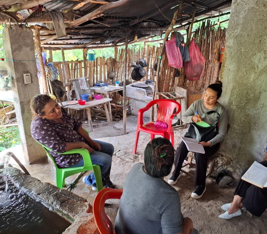 APOYO INTEGRAL A MUJERES Y NIÑAS AFECTADAS POR LAS LLUVIAS