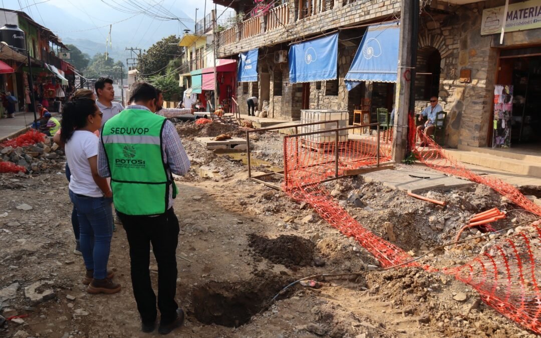 GOBIERNO SUPERVISA OBRAS DE MOVILIDAD EN LA HUASTECA