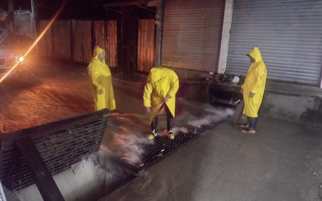 PROTECCIÓN CIVIL FORTALECE OPERATIVOS Y BRINDA APOYO TRAS FUERTES LLUVIAS