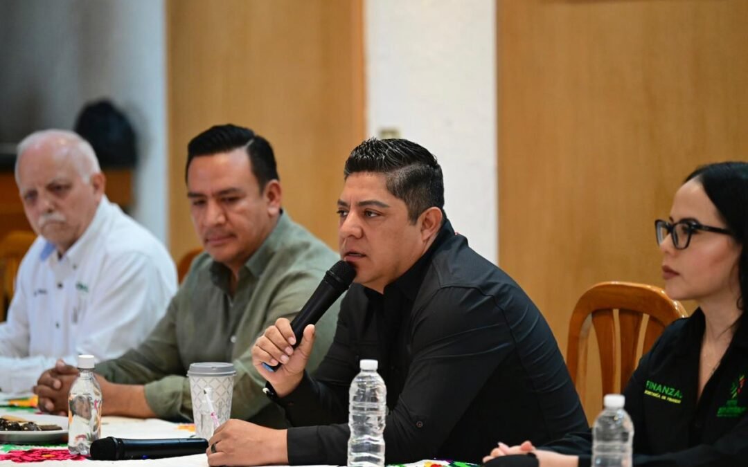 RICARDO GALLARDO AMPLÍA APOYO A LA HUASTECA CON SU GABINETE