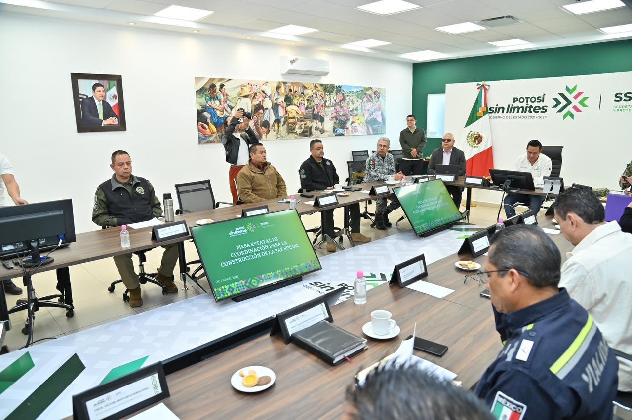 ACTIVAN OPERATIVO ESPECIAL DE SEGURIDAD POR XANTOLO Y DÍA DE MUERTOS 2025