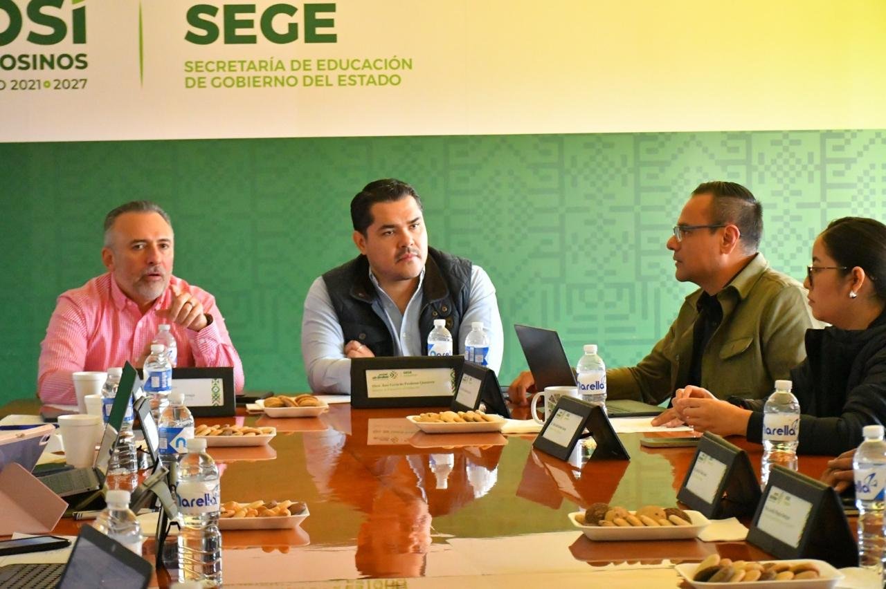 AVANZA COORDINACIÓN ENTRE GOBIERNO ESTATAL Y FEDERAL PARA REHABILITAR ESCUELAS