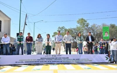 RICARDO GALLARDO ENTREGA CALLES DE CONCRETO Y UNA SECUNDARIA EN SOLEDAD