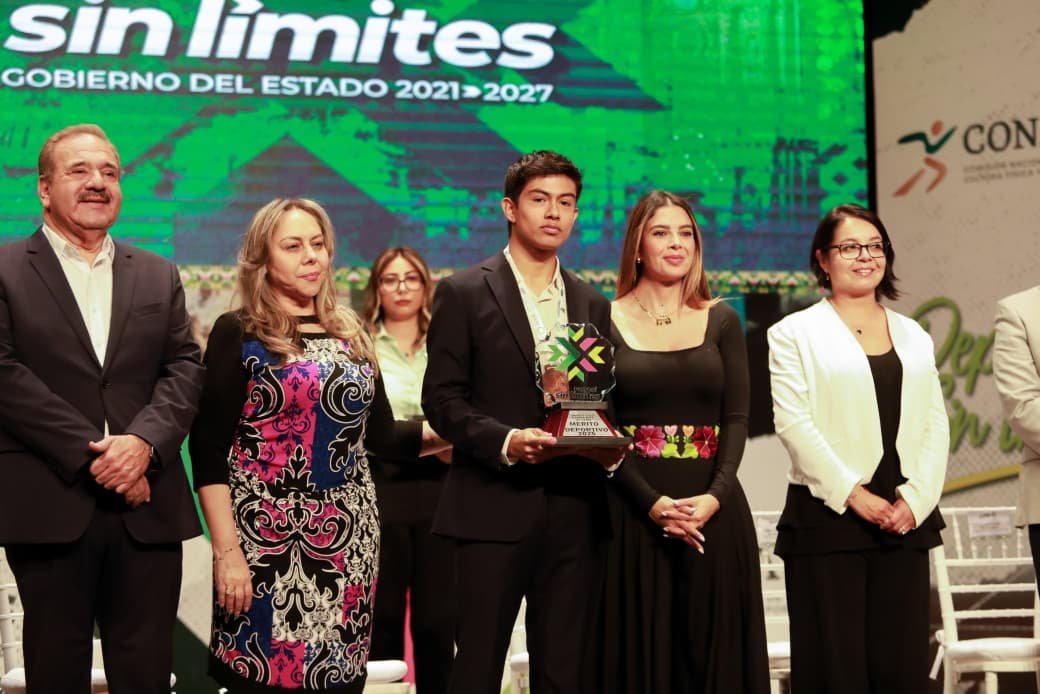 SAN LUIS POTOSÍ RECONOCE A SUS MEJORES ATLETAS