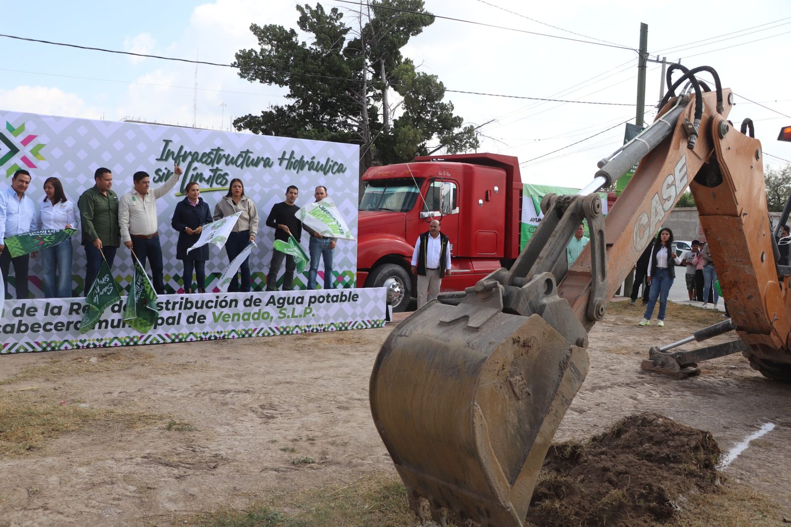 IMPULSAN OBRAS QUE CONECTAN A TODO SAN LUIS