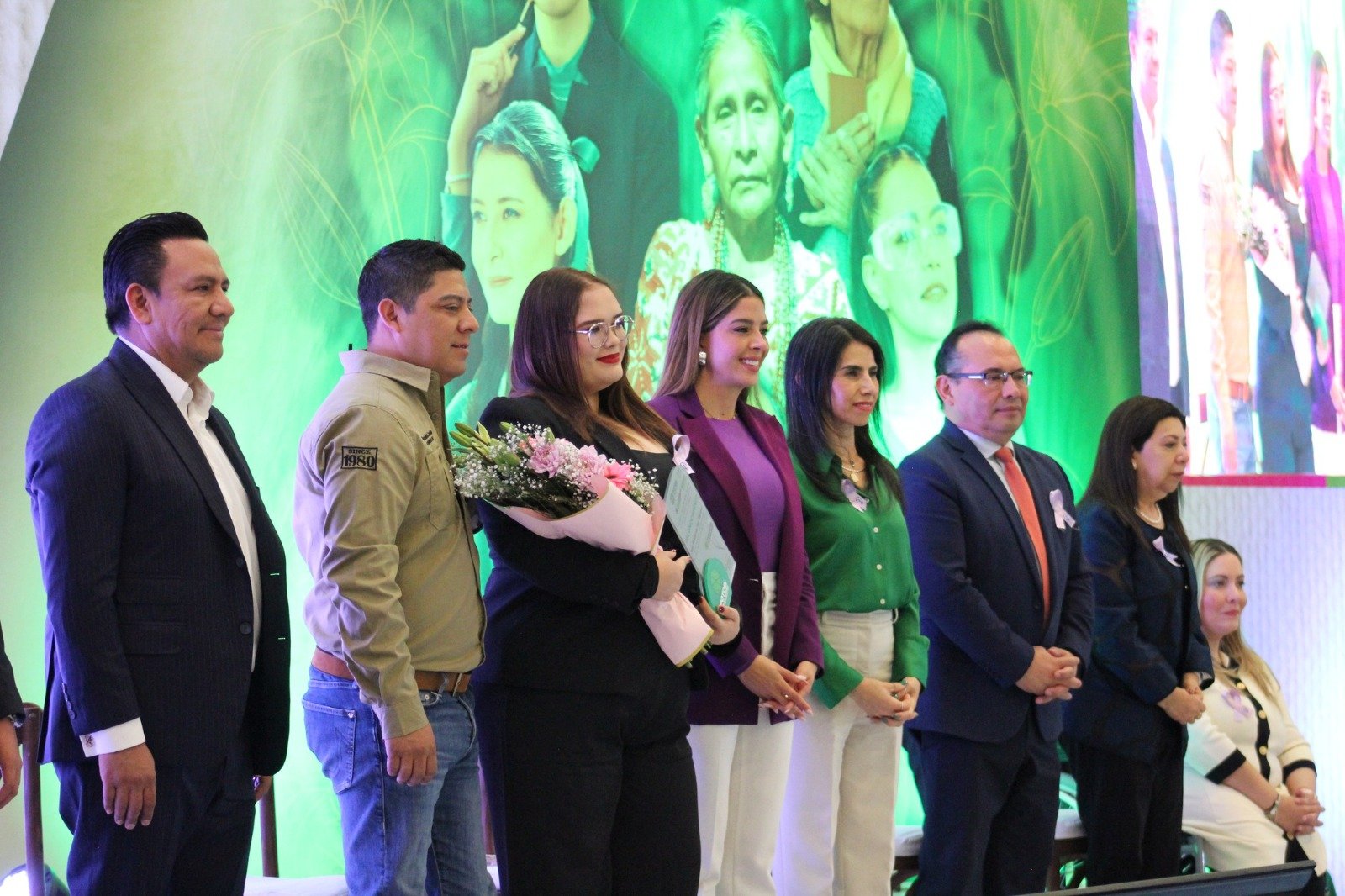 AVANZA RECONOCIMIENTO A TRAYECTORIA DE POTOSINAS DESTACADAS