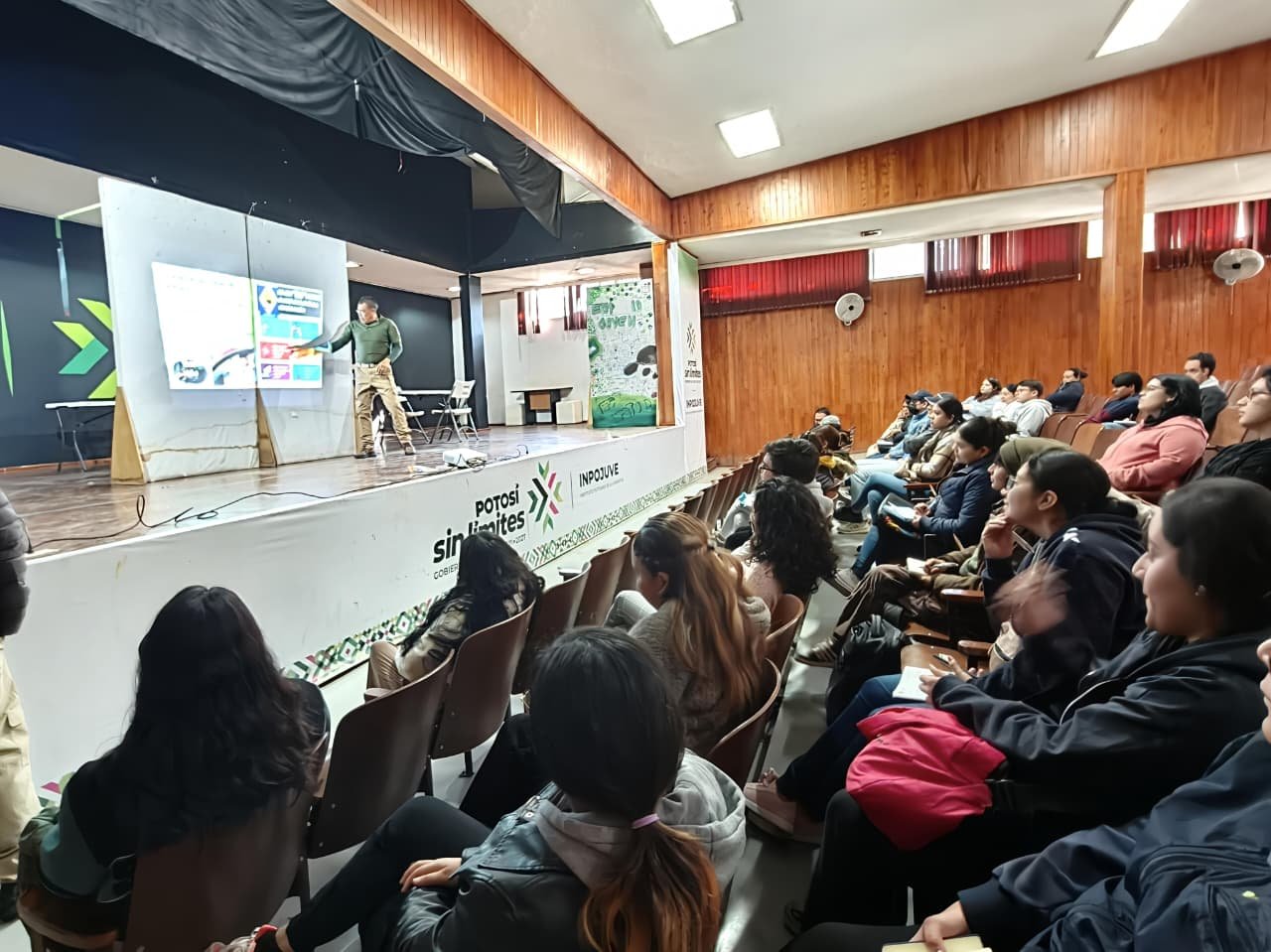 GOBIERNO ESTATAL FORMA A LA JUVENTUD PARA UNA CONDUCCIÓN RESPONSABLE