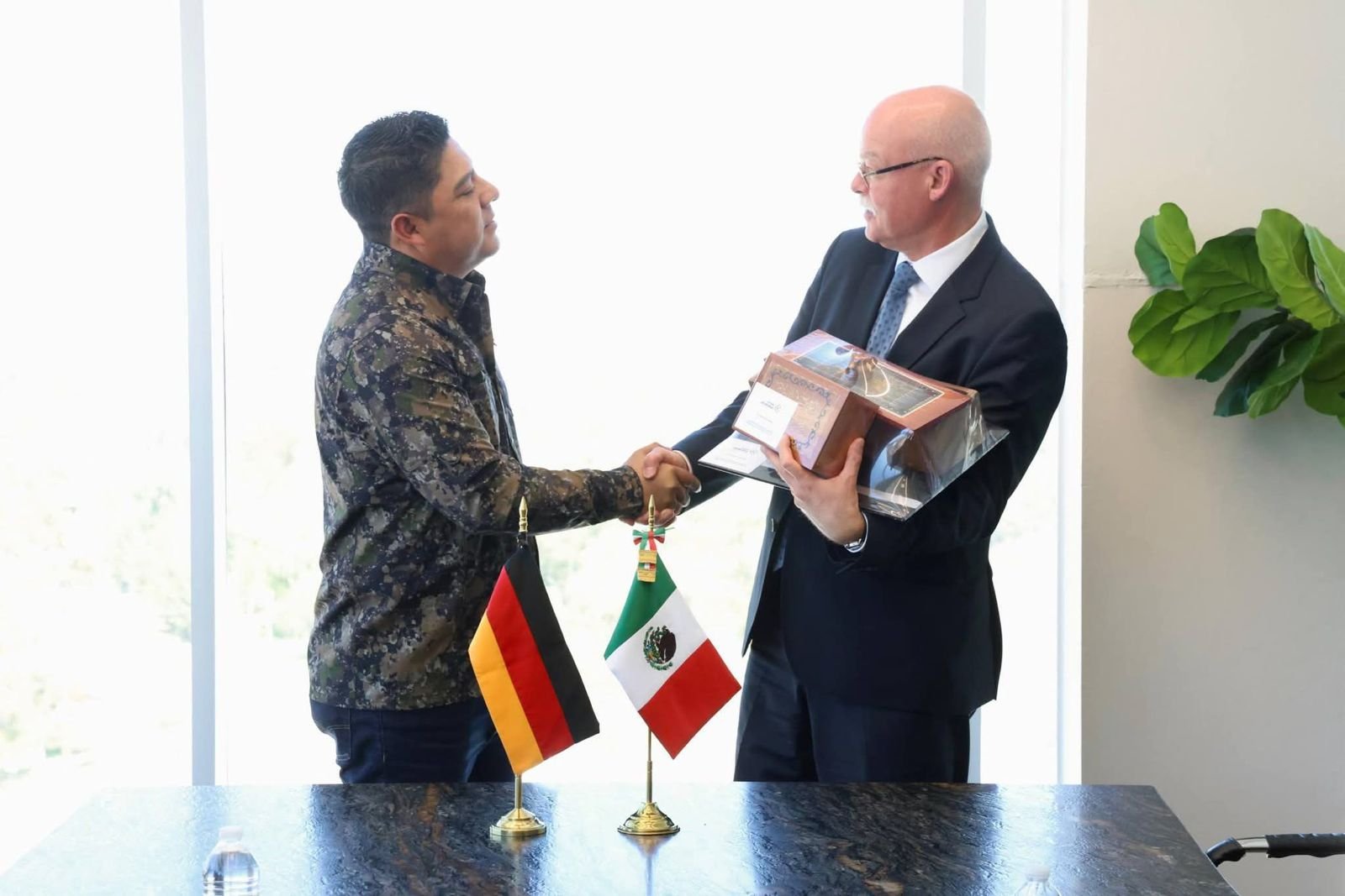 RICARDO GALLARDO PROYECTA A SAN LUIS COMO POTENCIA INTERNACIONAL