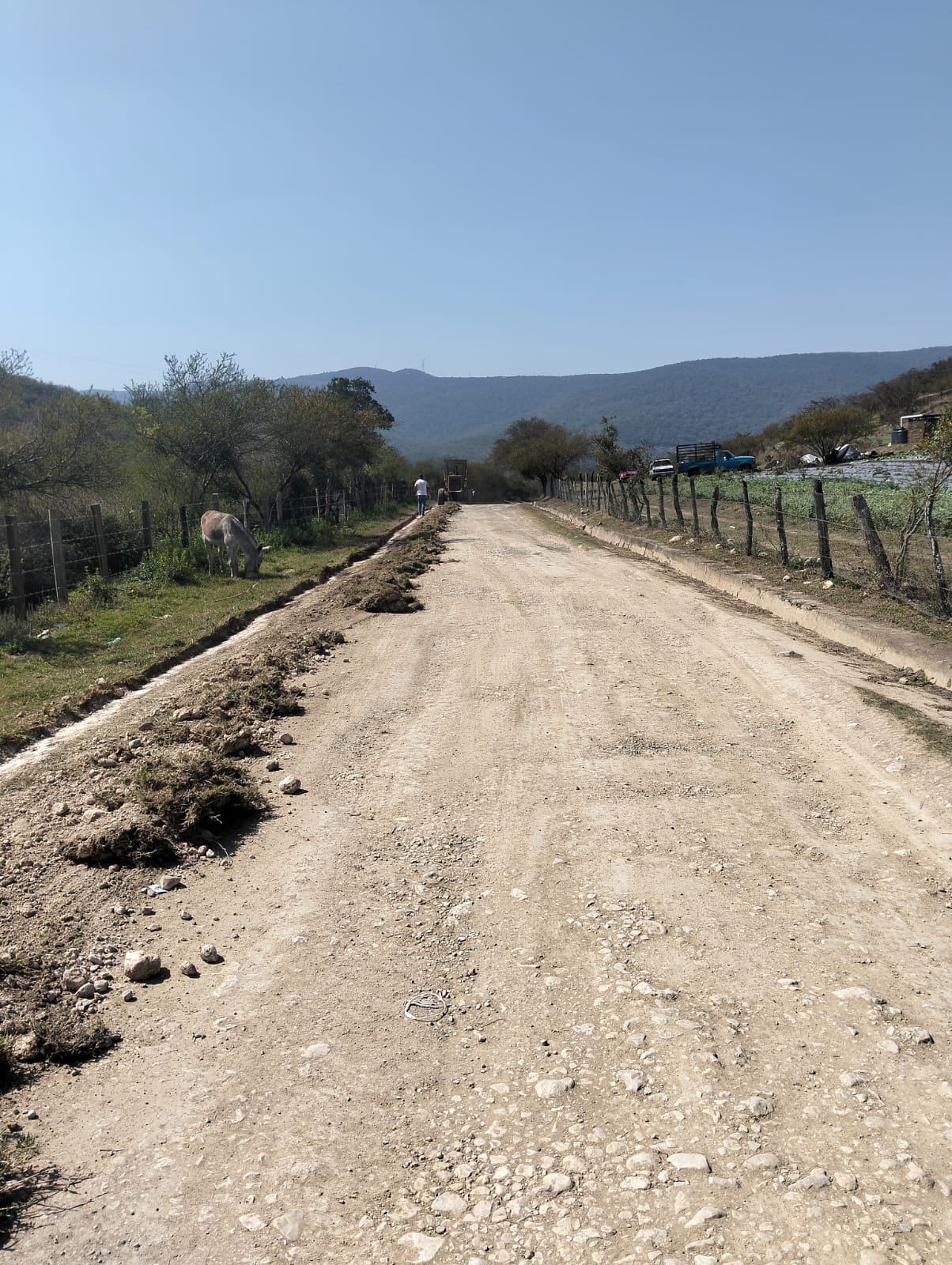 ESTADO FORTALECE CONECTIVIDAD CARRETERA EN RAYÓN
