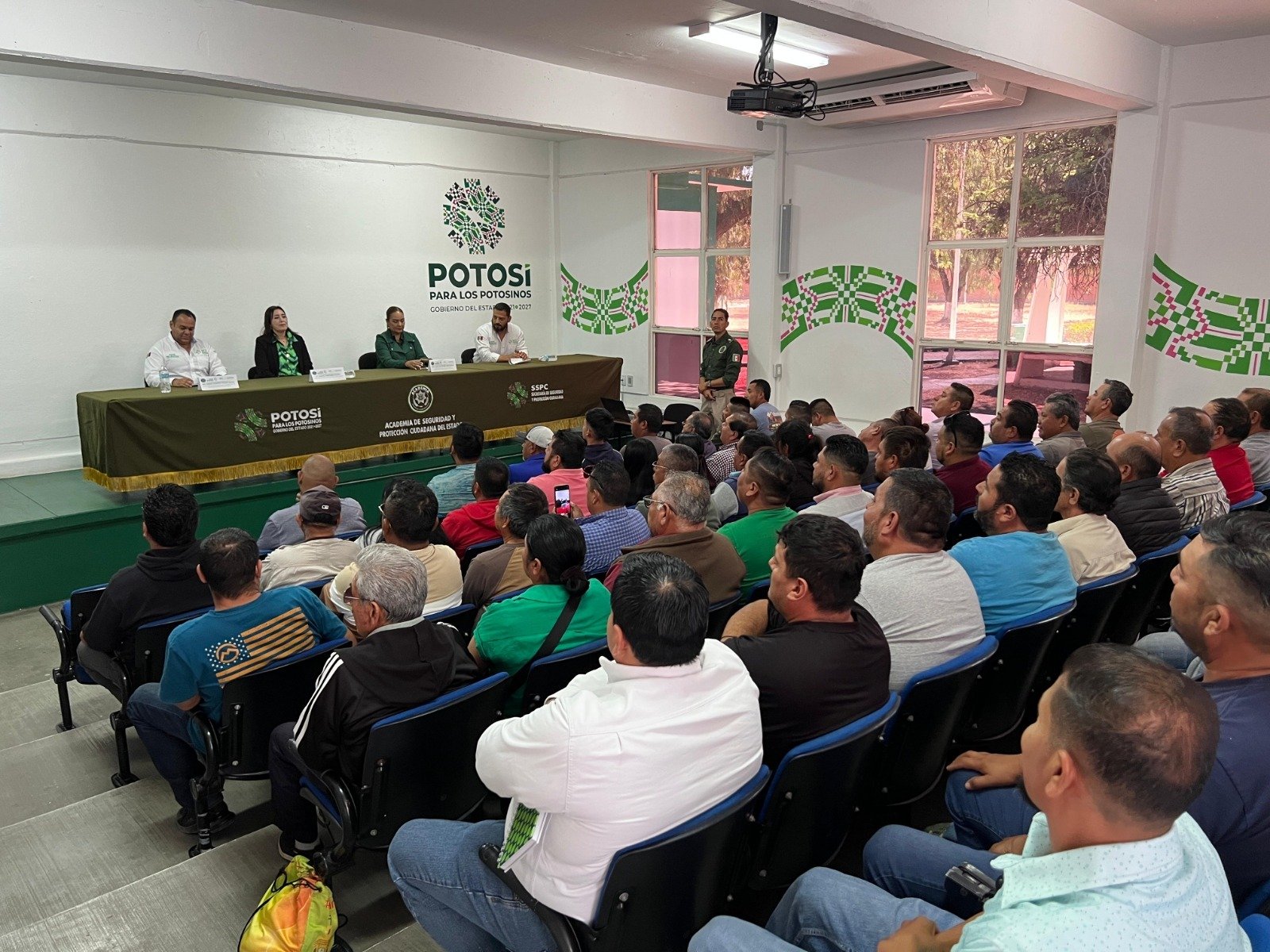 ESTADO IMPULSA CAPACITACIÓN PARA OPERADORES DE TRANSPORTE EN LA REGIÓN MEDIA