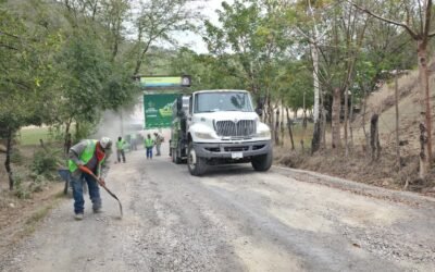 ESTADO LLEVA ENCHULANDO TU COMUNIDAD A AQUISMÓN