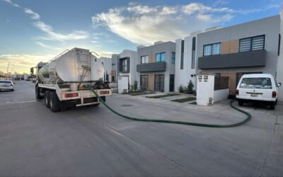 ESTADO REFUERZA ABASTECIMIENTO DE AGUA EN COLONIAS DEL NORTE DE LA CAPITAL