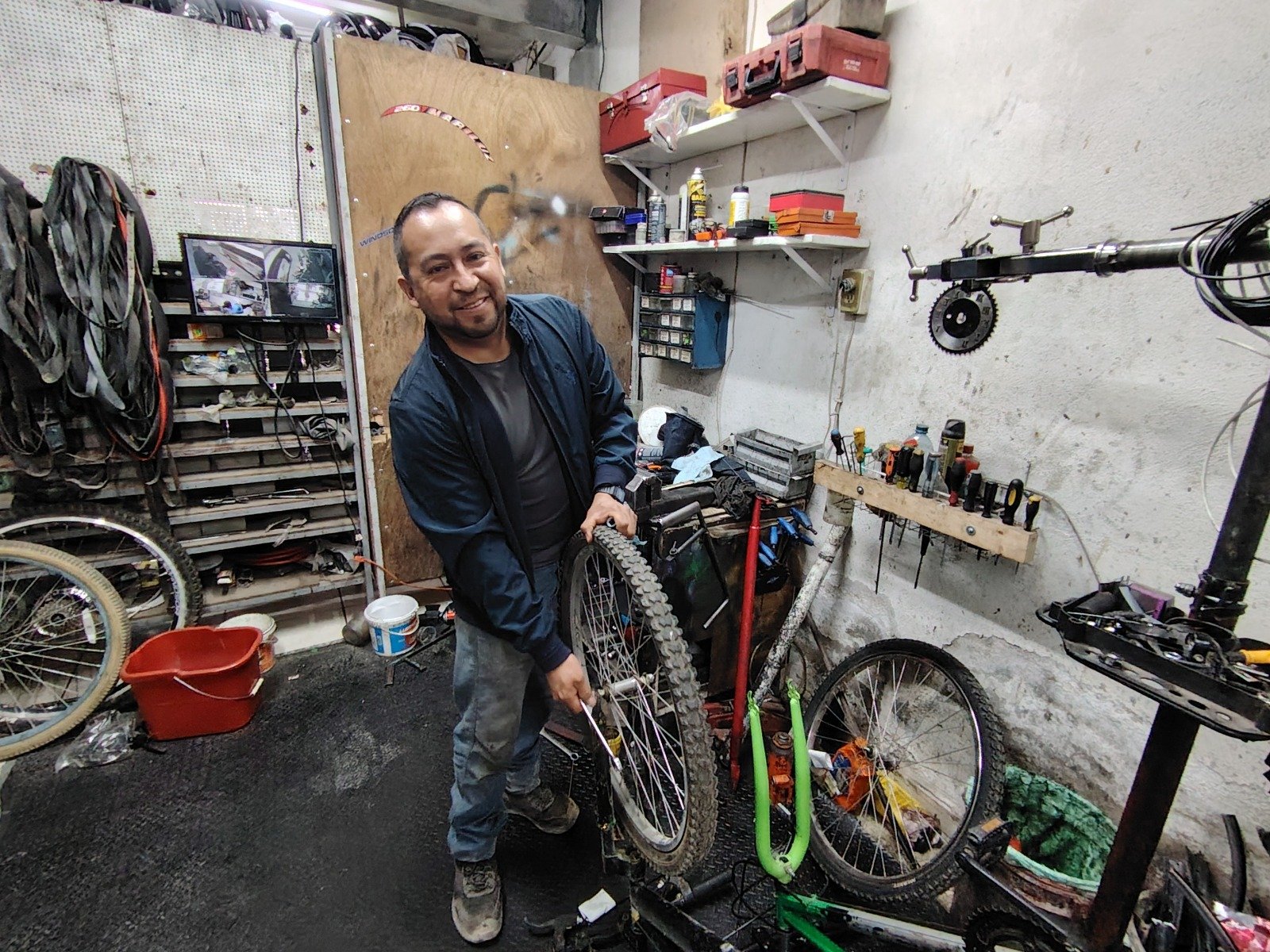 ESTADO IMPULSA NEGOCIOS Y FORTALECE INGRESOS