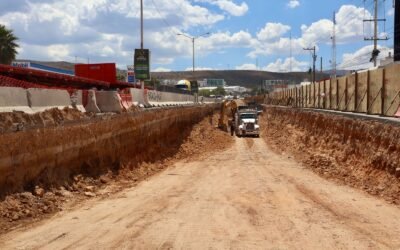 AVANZA CONSTRUCCIÓN DE PASO A DESNIVEL EN ARENA POTOSÍ