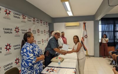 ESTUDIANTES DE LA UNIVERSIDAD INTERCULTURAL SON BENEFICIADOS CON PROGRAMA DE TITULACIÓN GRATUITA