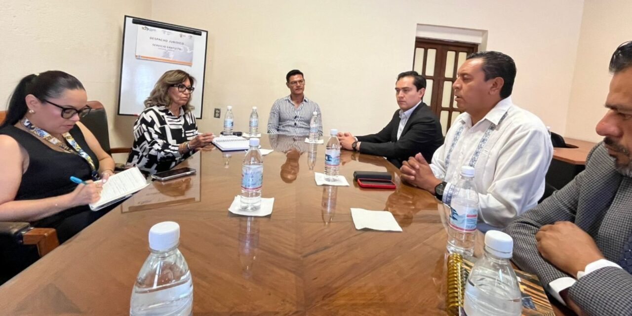 GOBIERNO ESTATAL FORTALECE APOYO JURÍDICO Y FORMACIÓN DE JÓVENES POTOSINOS