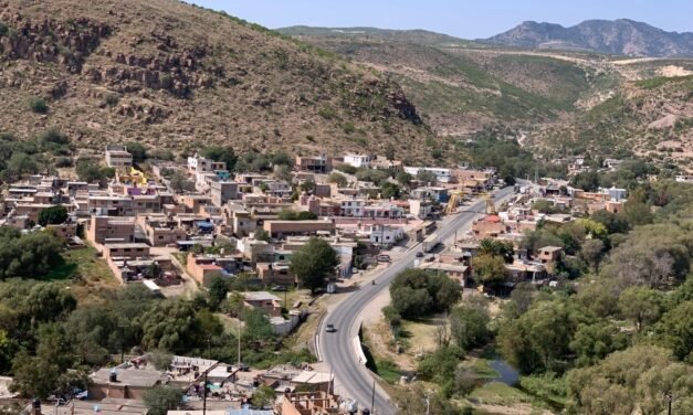GOBIERNO ESTATAL FORTALECERÁ ABASTO DE AGUA Y SANEAMIENTO EN ESCALERILLAS