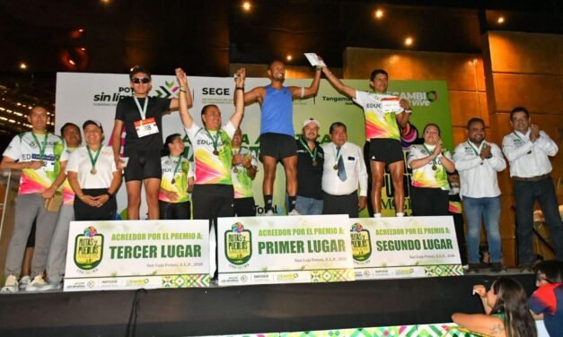 HISTÓRICA FIESTA DEPORTIVA VIVIÓ EL MAGISTERIO POTOSINO CON QUINTA CARRERA ATLÉTICA