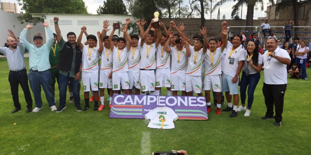SAN LUIS POTOSÍ CONSIGUE PRIMER LUGAR EN EL FÚTBOL FEMENIL Y VARONIL