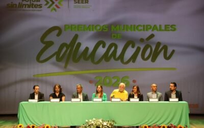 GOBIERNO ESTATAL RECONOCE LA TRAYECTORIA DEL MAGISTERIO POTOSINO EN LOS PREMIOS MUNICIPALES DE EDUCACIÓN 2026
