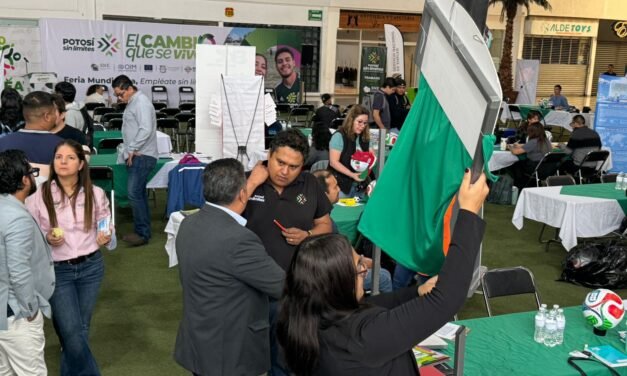 GOBIERNO ESTATAL ACERCA MÁS DE 400 VACANTES A LAS Y LOS POTOSINOS