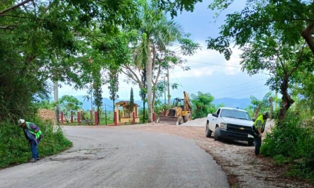 GOBIERNO ESTATAL EVALÚA CAMINOS AFECTADOS POR LLUVIAS EN LA HUASTECA