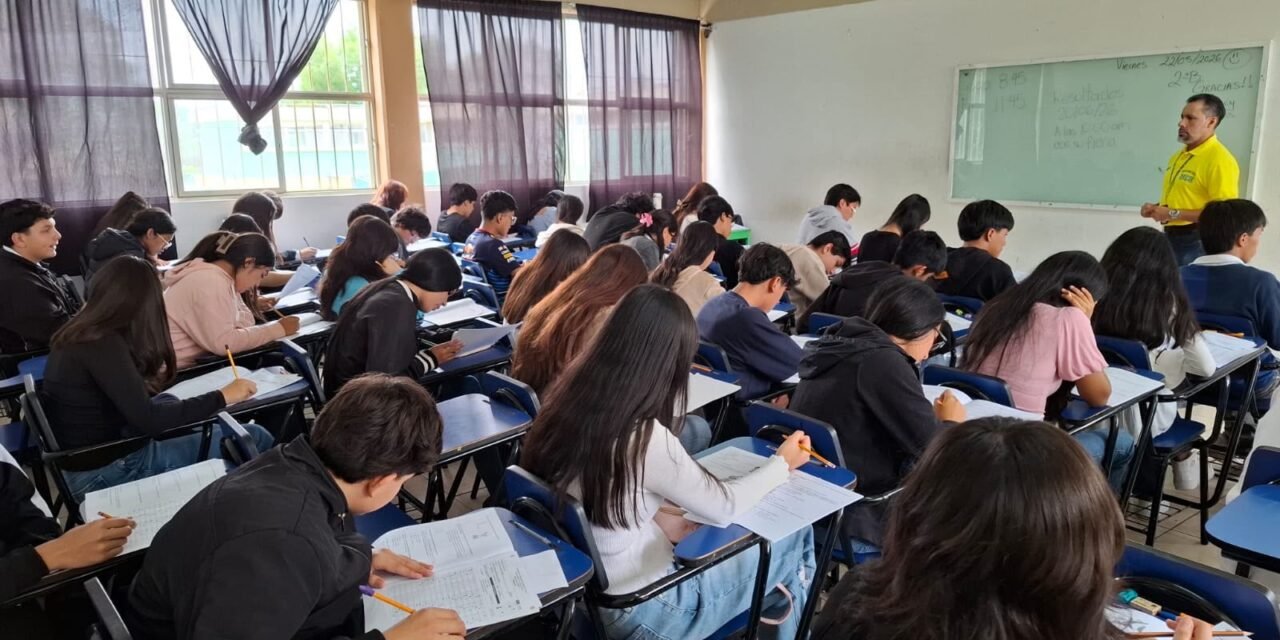 GOBIERNO ESTATAL GARANTIZA MÁS DE 5 MIL ESPACIOS EN PREPARATORIAS
