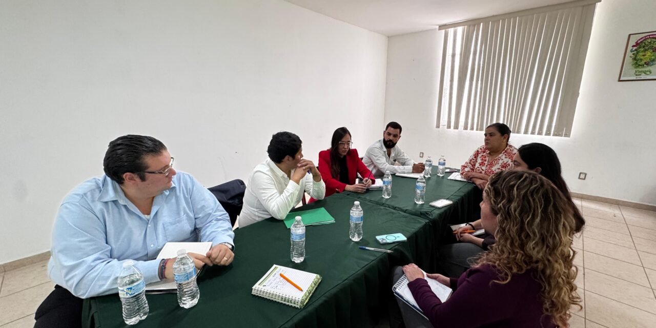 GOBIERNO ESTATAL FORTALECE CAPACITACIÓN SANITARIA PARA LA FENAPO 2026
