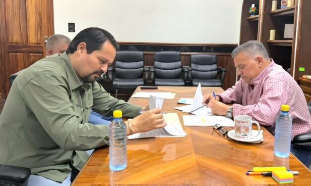 GOBIERNO ESTATAL FORTALECE LA CONECTIVIDAD EN CIUDAD VALLES CON MEJORES CAMINOS