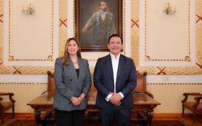 NUEVA TITULAR DE LA SECRETARÍA DE EDUCACIÓN ASUME CON RESPONSABILIDAD Y COMPROMISO