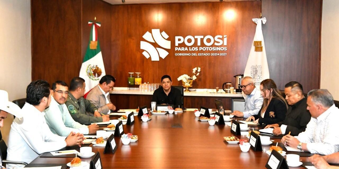 RICARDO GALLARDO Y ALCALDES FORTALECEN PAZ EN LA HUASTECA