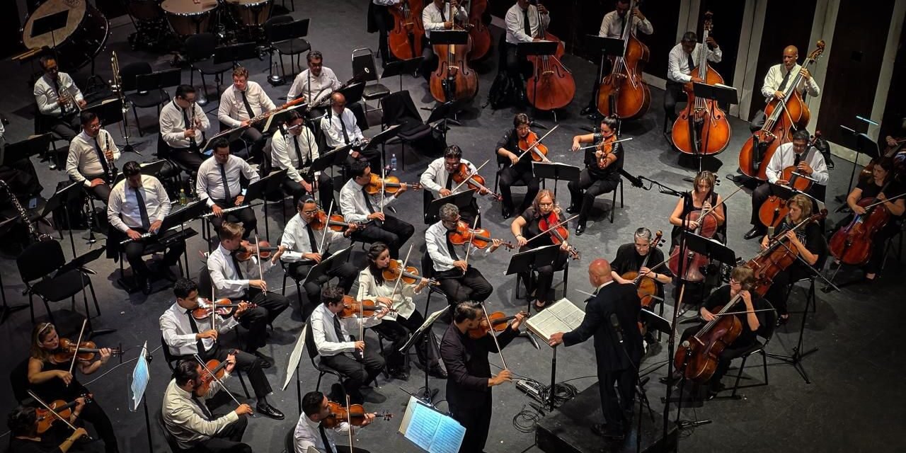 SAN LUIS CONQUISTA AL PÚBLICO CON ORQUESTA SINFÓNICA