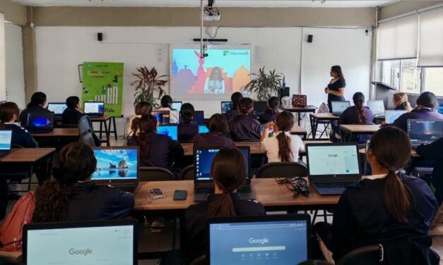 GOBIERNO DEL ESTADO ACERCA TECNOLOGÍA E INTELIGENCIA ARTIFICIAL A JÓVENES POTOSINAS
