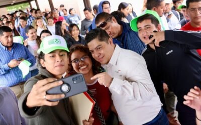 RICARDO GALLARDO ABRE 3 MIL BECAS DE EDUCACIÓN SUPERIOR