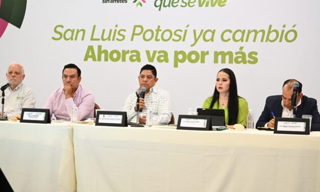 EL GOBERNADOR RICARDO GALLARDO REÚNE A SU GABINETE PARA EVALUAR SUS RESULTADOS