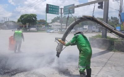GOBIERNO DEL ESTADO ACELERA CONSERVACIÓN DE CAMINOS EN CIUDAD VALLES