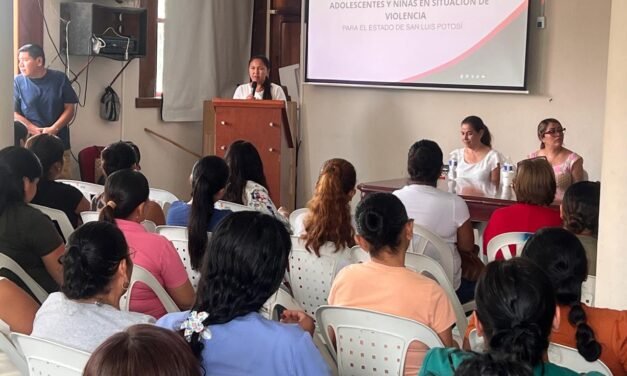 PERSONAL DE TAMUÍN RECIBE CAPACITACIÓN EN ATENCIÓN A MUJERES VÍCTIMAS DE VIOLENCIA