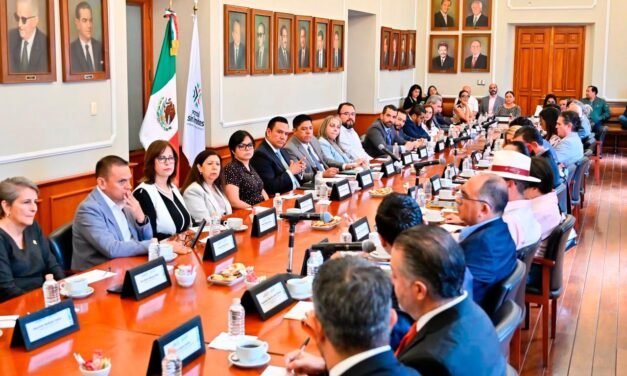 EL GOBERNADOR RICARDO GALLARDO ABRE DIÁLOGO PLURAL SOBRE INTELIGENCIA ARTIFICIAL