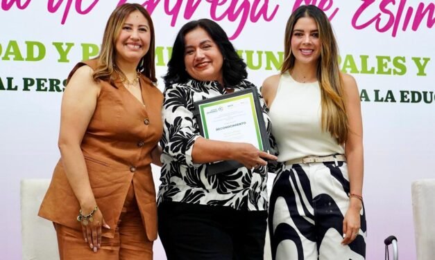 SEGE RECONOCE HASTA 45 AÑOS DE SERVICIO EDUCATIVO