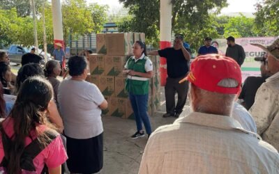 EL GOBERNADOR RICARDO GALLARDO COORDINA MÁS ENTREGAS DE APOYOS SOCIALES PARA LAS FAMILIAS DE TAMASOPO