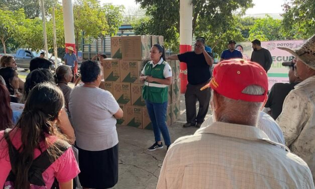 EL GOBERNADOR RICARDO GALLARDO COORDINA MÁS ENTREGAS DE APOYOS SOCIALES PARA LAS FAMILIAS DE TAMASOPO