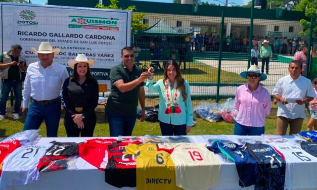 SE REHABILITÓ Y ENTREGÓ LA UNIDAD DEPORTIVA DEL MUNICIPIO DE AQUISMÓN