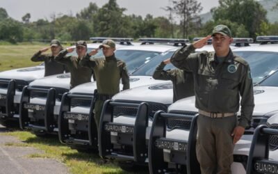 FAMILIAS DE LOS TRES OFICIALES CAÍDOS RECIBIRÁN UN MILLÓN DE PESOS Y UNA VIVIENDA