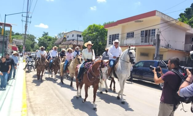 GOBIERNO DEL ESTADO APOYA LAS TRADICIONES GANADERAS EN AQUISMÓN