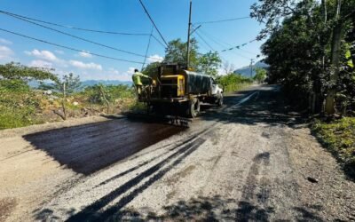 AVANZA NUEVO CAMINO QUE CONECTARÁ A 20 LOCALIDADES DE LA HUASTECA SUR