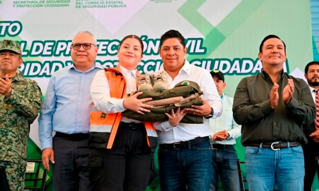 EL GOBERNADOR RICARDO GALLARDO ENTREGA EQUIPO TÁCTICO Y TECNOLOGÍA DE ÚLTIMA GENERACIÓN