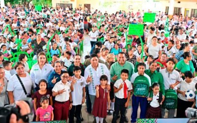 RICARDO GALLARDO LLEVA APOYOS ESCOLARES A MÁS DE 12 MIL ESTUDIANTES DE TAMAZUNCHALE