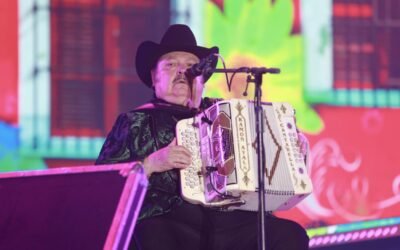 EL REY DEL ACORDEÓN, RAMÓN AYALA, HACE HISTORIA EN EL FORO DE FENAPO