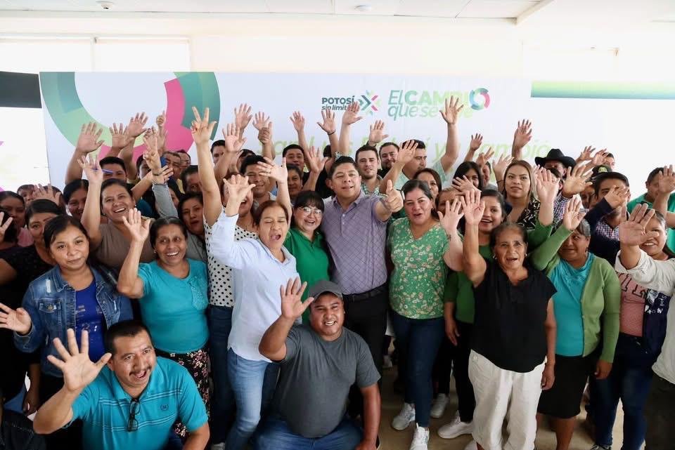 EL GOBERNADOR RICARDO GALLARDO AMPLIARÁ PROGRAMAS SOCIALES EN SANTA MARÍA DEL RÍO Y HUEHUETLÁN